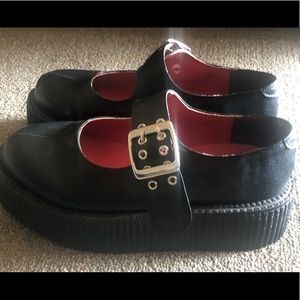 *RARE* Mary Jane Buckled Creeper Style Platforms.
